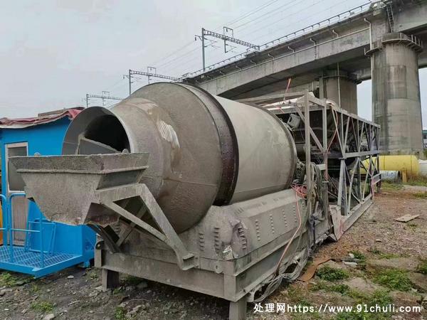 

2立方钢结构搅拌站成色好低价转让