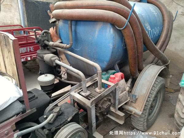 

三轮吸粪车7成新改装设计吸程大钢丝管无故障