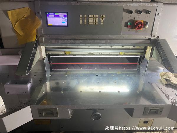 

920切纸机双轨程控涡轮