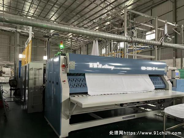 

高速折叠烫平机工厂倒闭特价出售，十万元以内，先到先得