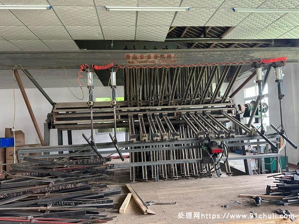 

高效木工风车拼板机，5米20排，高产废铁回收