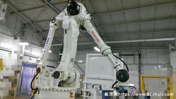 

川崎码垛机器人ZX130L臂长2.7M跨度3.1M整机