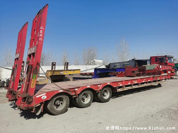 

低平板半挂车13米3米80吨转让