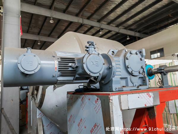 

真空回转式双锥干燥机5000L2022全新未用库存
