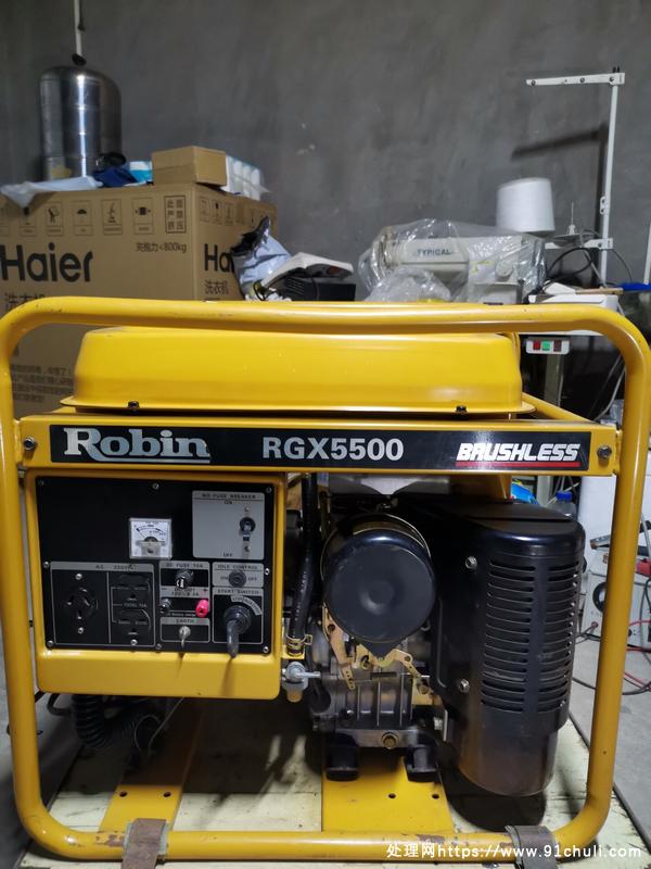 

罗宾RGX5500发电机，九成新电启动