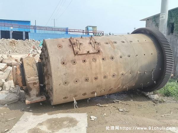 

闲置棒磨机6.2米φ1.76厚0.16