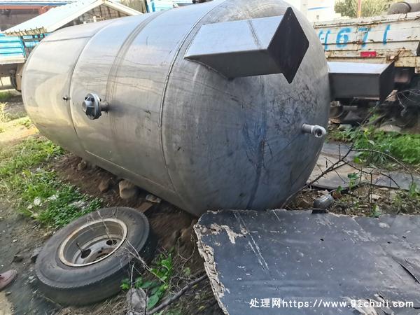 

全新不锈钢压力罐10方半价