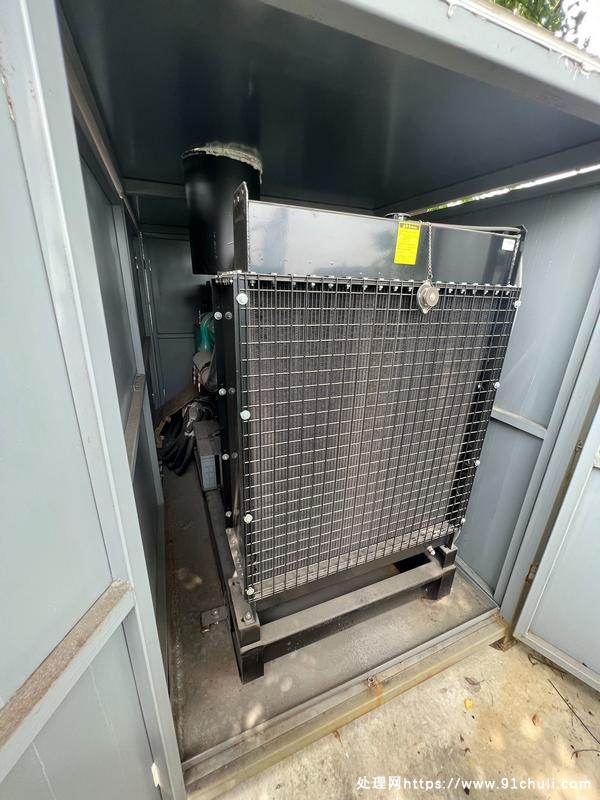 

康明斯200Kw全新未使用成色如新
