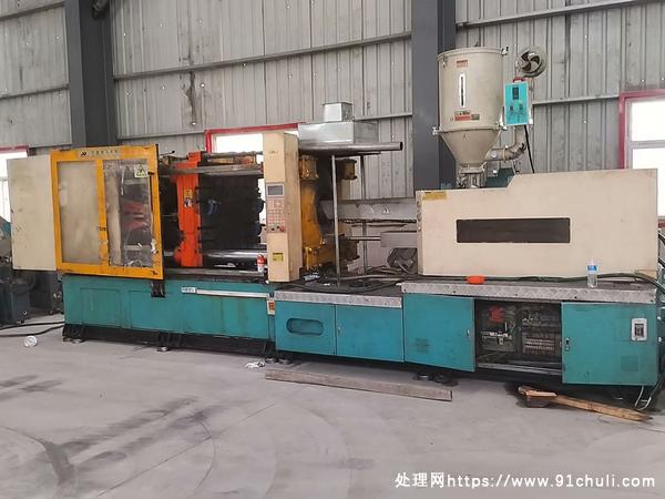 

双马440吨750x750格林柱注塑机大修生产日常用品