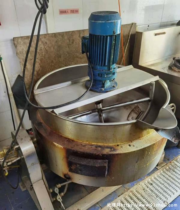 

400型燃气夹层锅带平行搅拌炒酱料三个月二手