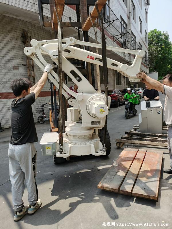 

ABB460码垛机器人16年10月成色好运行时间短