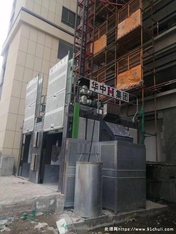 

华中变频施工电梯整包出售