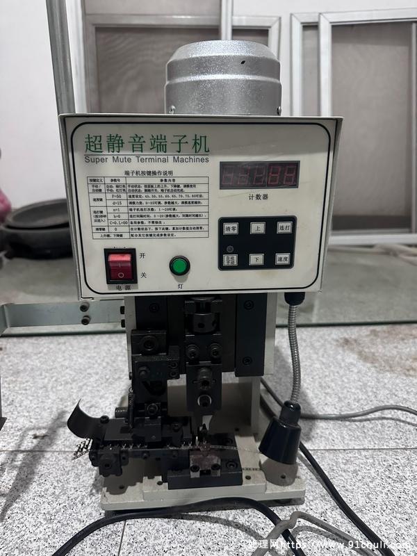 

超静音端子机全新带模具，1.5吨起，价格优惠，有3台