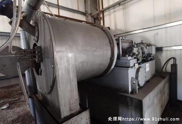 

HR630推料离心机2台316L材质95新