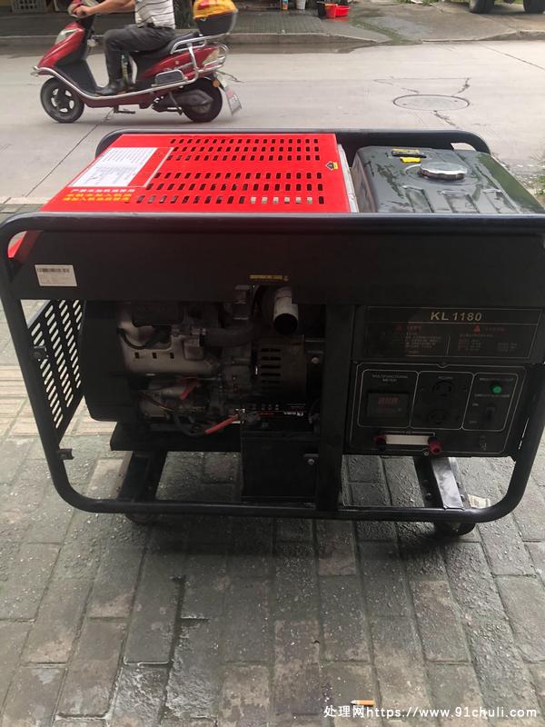 

进口科勒汽油发电机32匹18kW待机出售