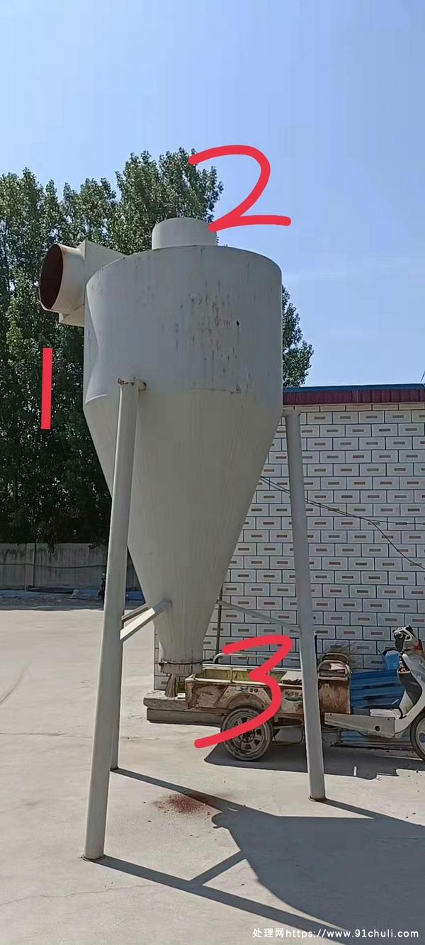 

转让沙克龙除尘器直径1.5米加厚材质高度4300mm