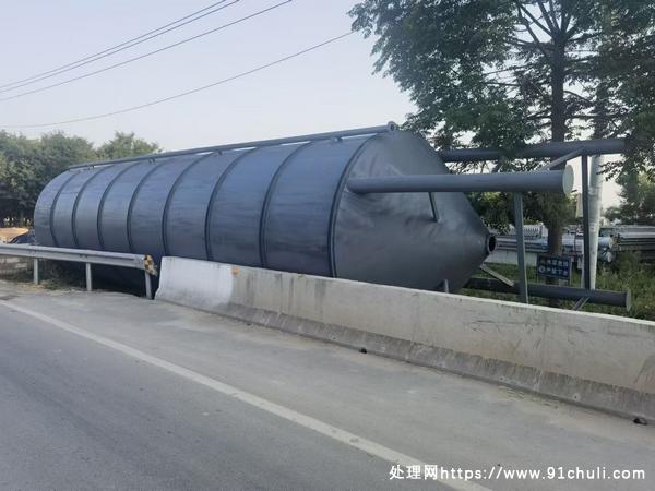 

转让全新200吨污泥沉淀罐（3.5米直径×15米高）