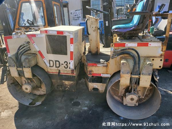 

英格索兰32型双驱双震原装压路机全液压操控底价出售