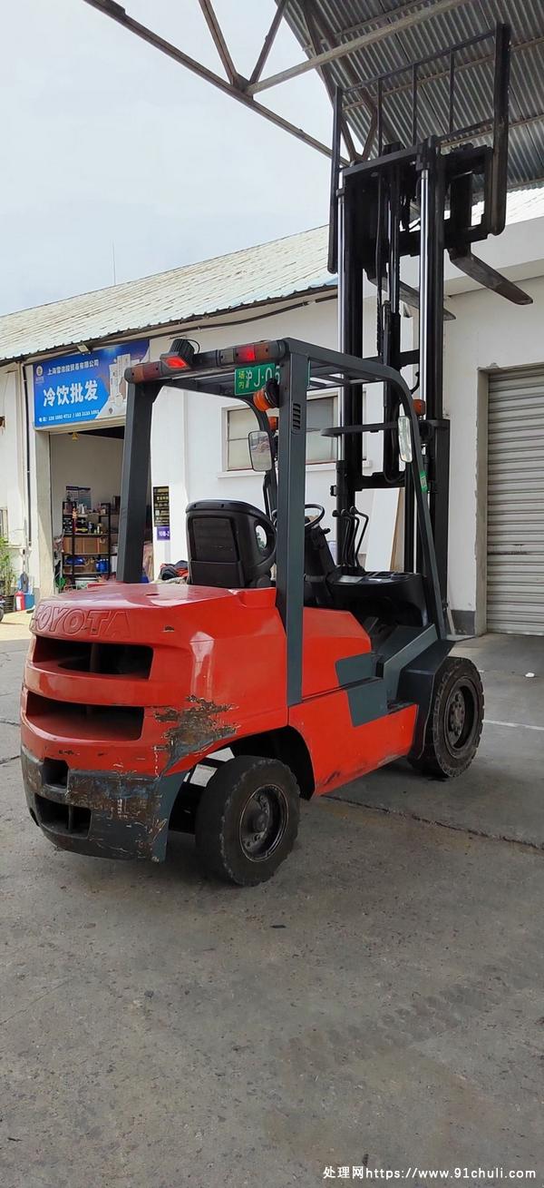 

丰田3吨柴油叉车，自动挡