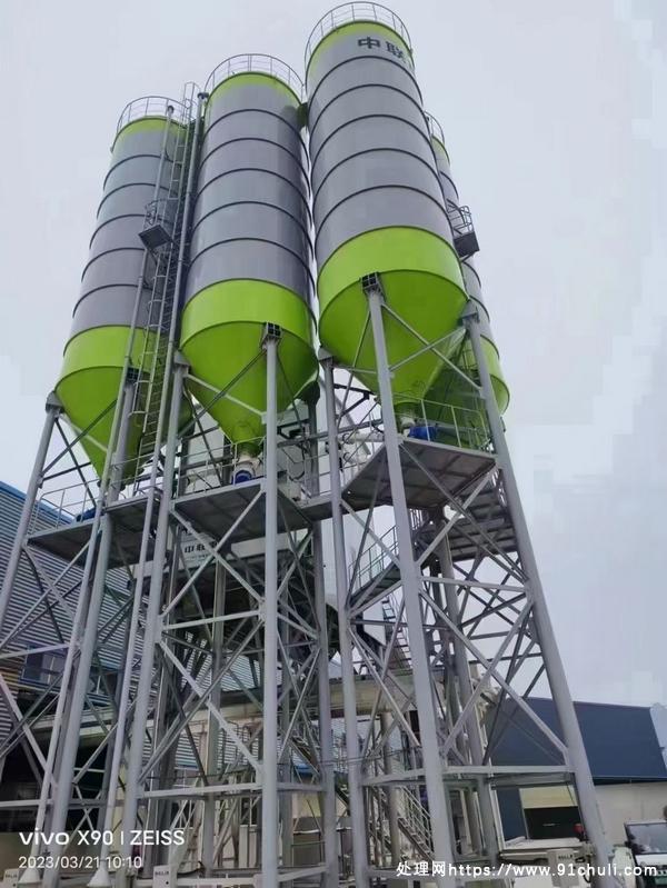 

河南焦作转让中联重科120混凝土搅拌站基本全新