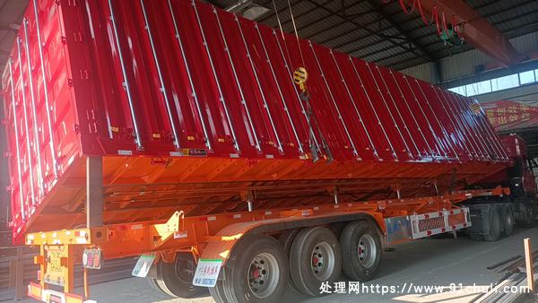 

13.95米骨架半挂车,多功能侧翻自卸,零首付
