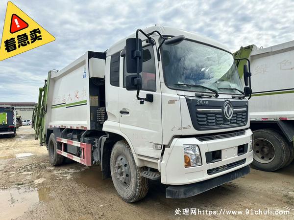 

2021国六东风天锦12方垃圾车1.4万公里精品车