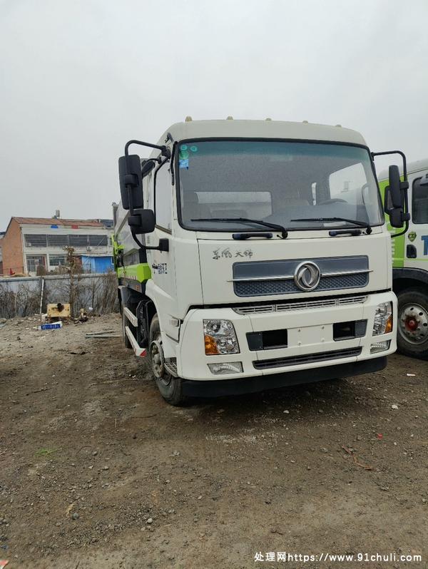 

2018中联上装18方垃圾车准新车