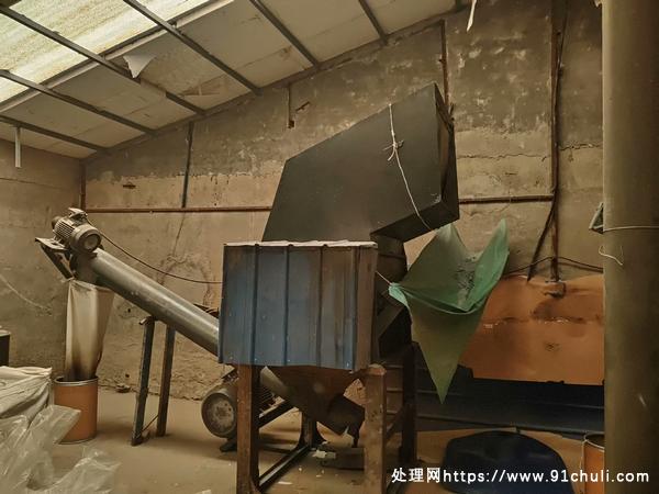 

100型破碎机高效大容量4吨重带提料机实惠