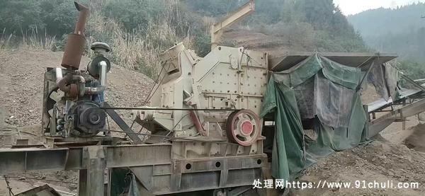 

大口径反击式破碎机22年半价处理