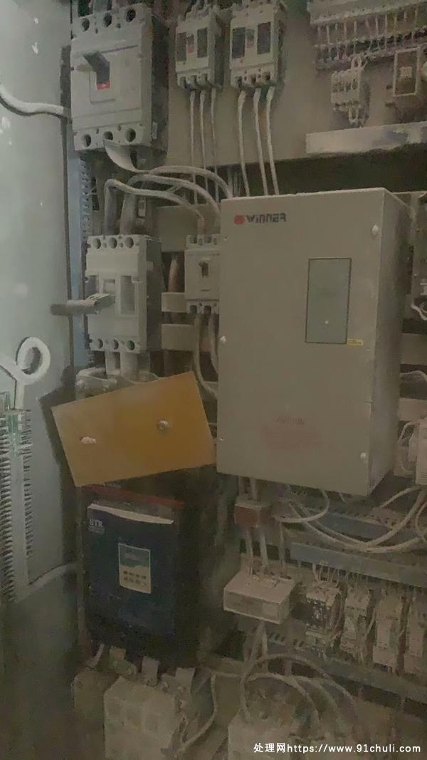 

福建亿丰198型环辊磨粉机132千瓦现场试机