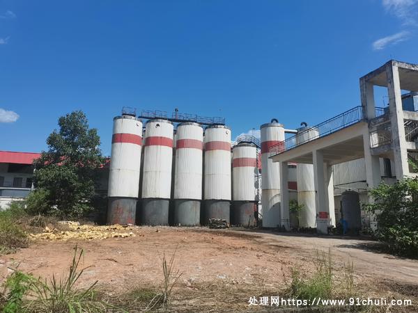 

150立方不锈钢料仓，4.5米直径×17米高，低价出售
