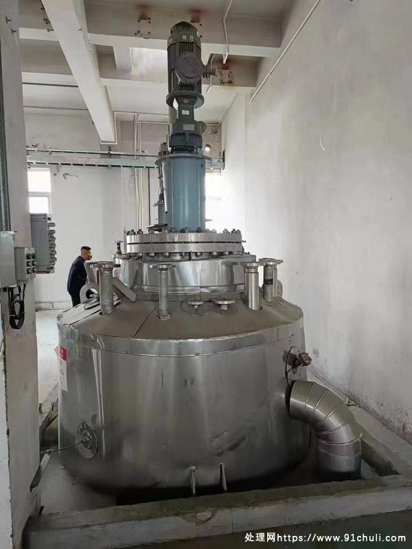 

5.4立方高压反应釜4台316材质手续齐全