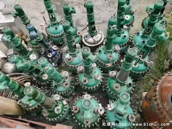 

50L/100L搪瓷反应釜15台全新设备