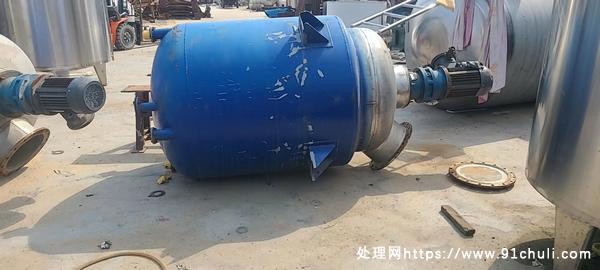 转让个人二手一吨双层电加热反应釜