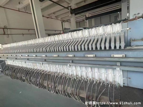

200平方隔膜板框压滤机带泵工厂倒闭处理价