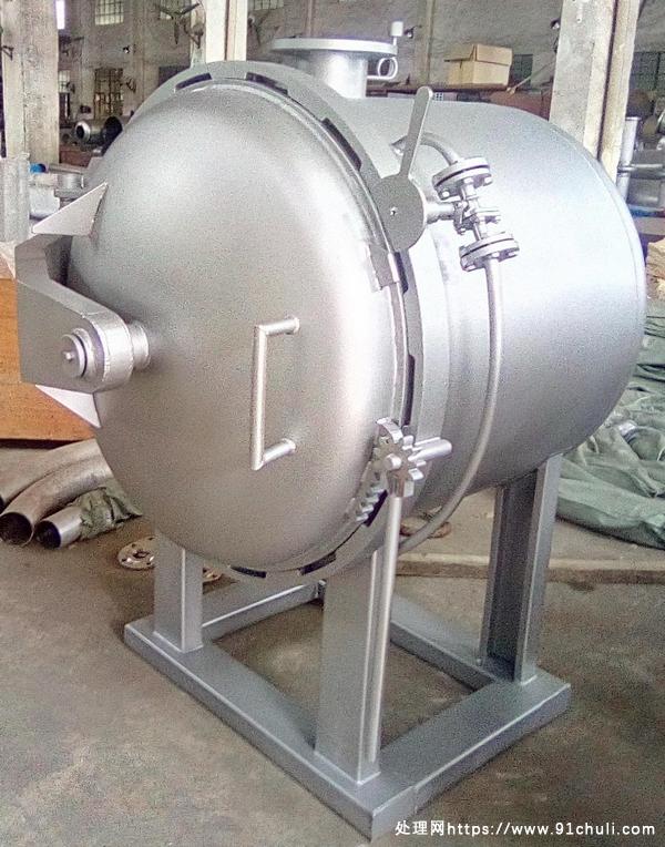 

304不锈钢多袋式过滤器，直径1米，12袋，卧式