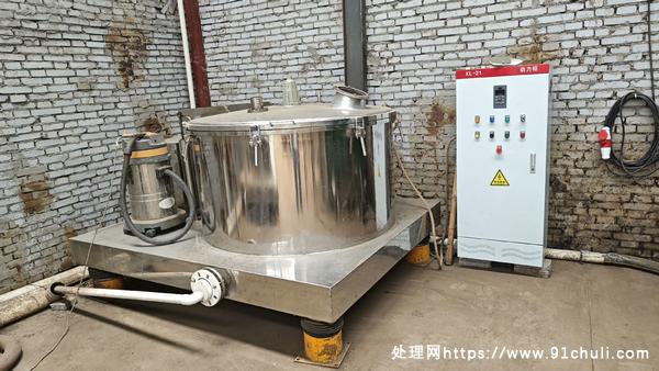 

1250吊带离心机不锈钢材质配套电柜齐全一个月未拆除