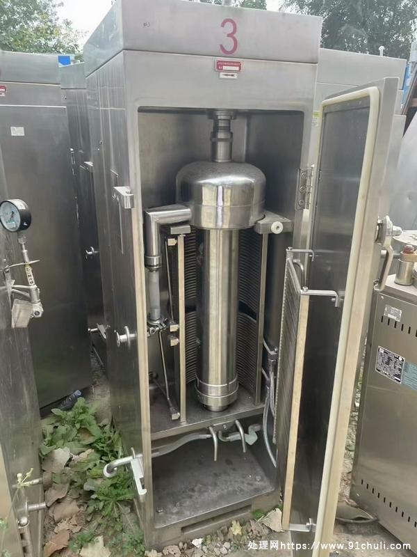 

处理18台GQ142型管式离心机