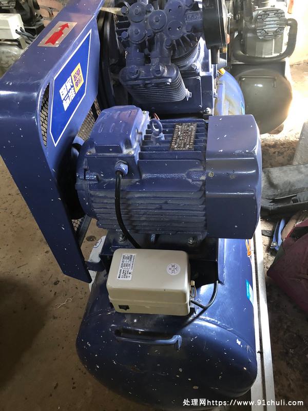 

罗迪辉豹空压机11kw7.5kw工地喷漆