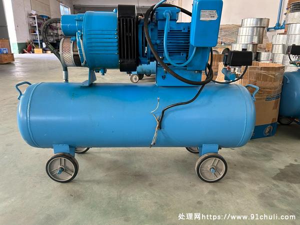 

滑片空压机380V 3KW处理中