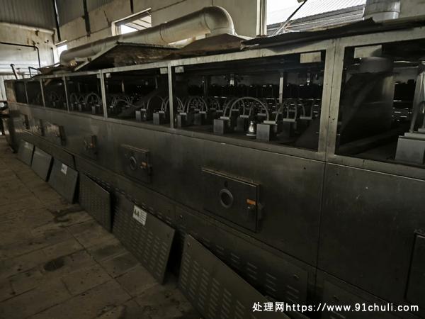 

西安圣达150kw微波干燥机，水冷式，18m新机37w！