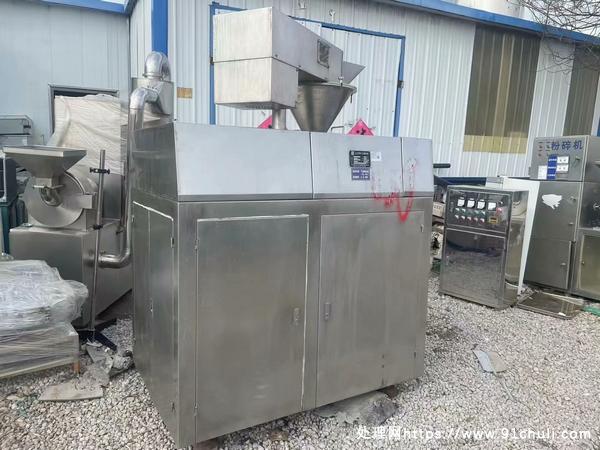

100型干法制粒机11千瓦颗粒细度0.3-1.5毫米