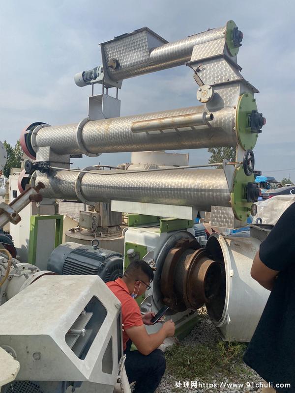 

SZLH420环模制粒机110KW