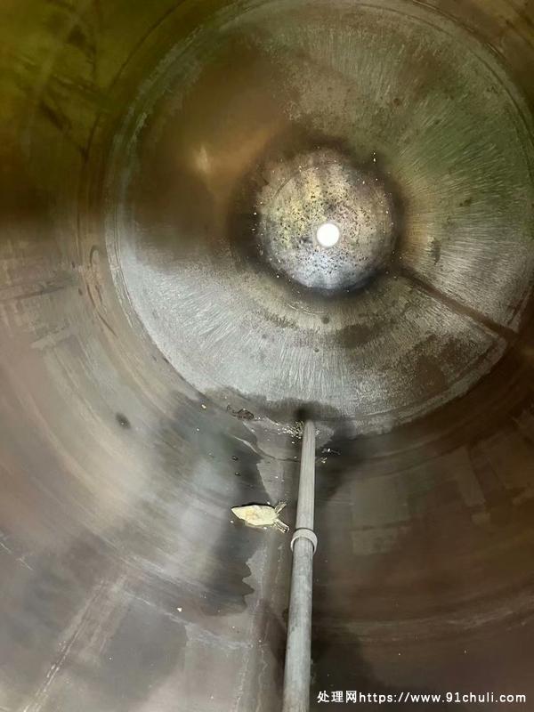 

5000L不锈钢高压蒸馏釜闲置两台手续齐全