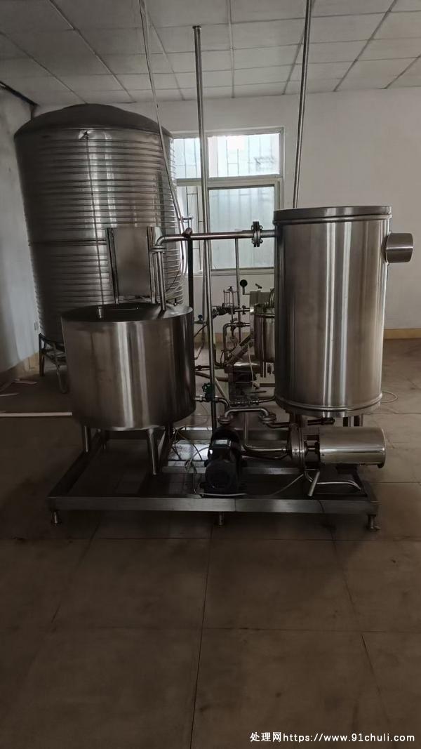 

超高温瞬时灭菌机处理能力1T/h灭菌温度100-135°