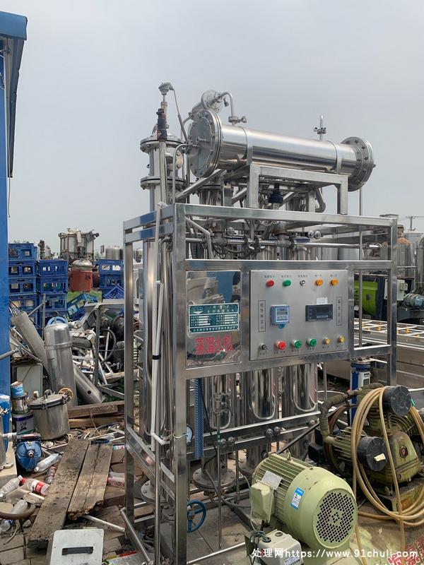 

列管式多效蒸馏水机300-4型300kg/h全新
