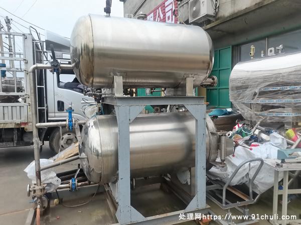 

转让双层杀菌锅0.57立方带筐小车