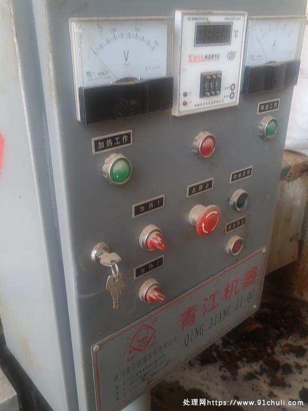 

青江10型榨油机榨30吨菜籽两年成色极品