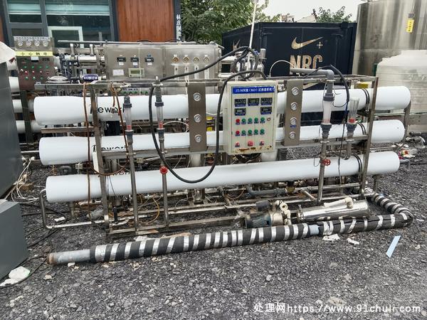 

闲置十吨水处理设备配套齐全成色极好