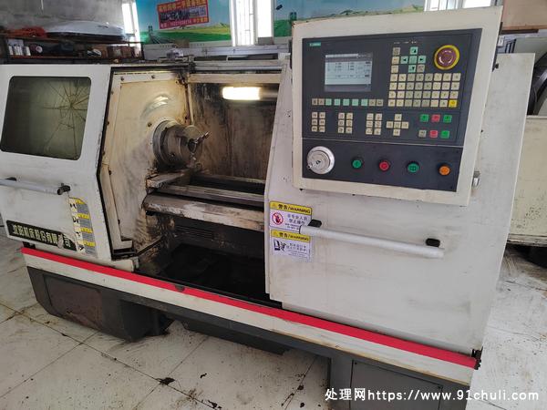 

沈阳3665数控机床西门子系统四工位刀架尾座全新未用